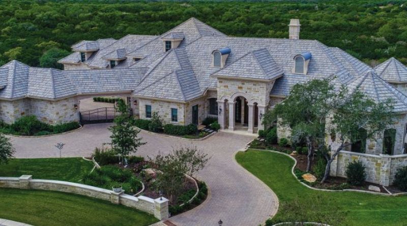 Top Features to Look for in a Luxury Home